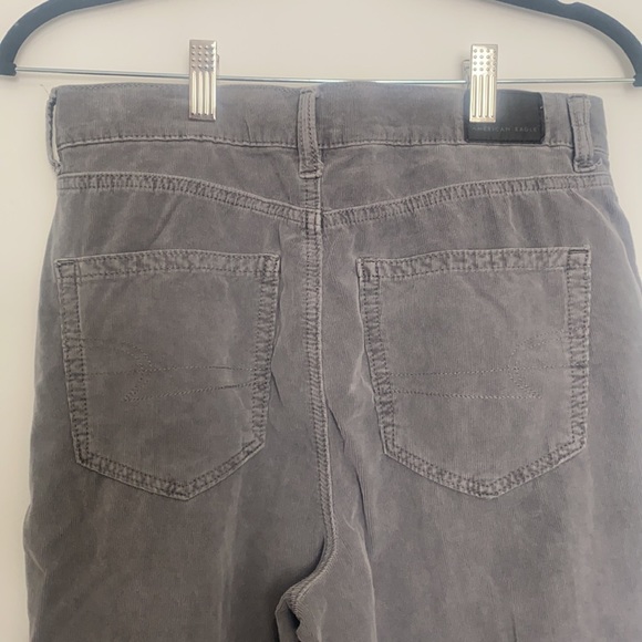 American Eagle Gray Corduroy Mom Jeans Pants size 4 regular - Picture 4 of 4